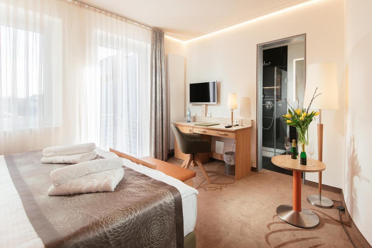 Parkhotel IV Jahreszeiten Ostseebad Kühlungsborn Екстериор снимка