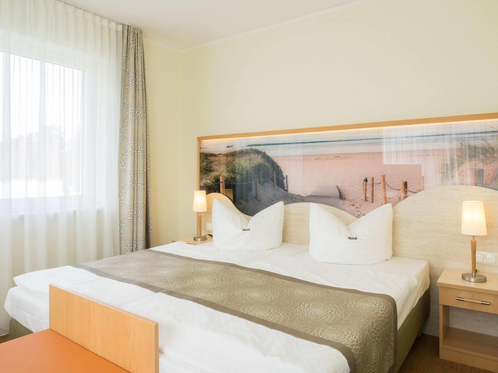 Parkhotel IV Jahreszeiten Ostseebad Kühlungsborn Екстериор снимка