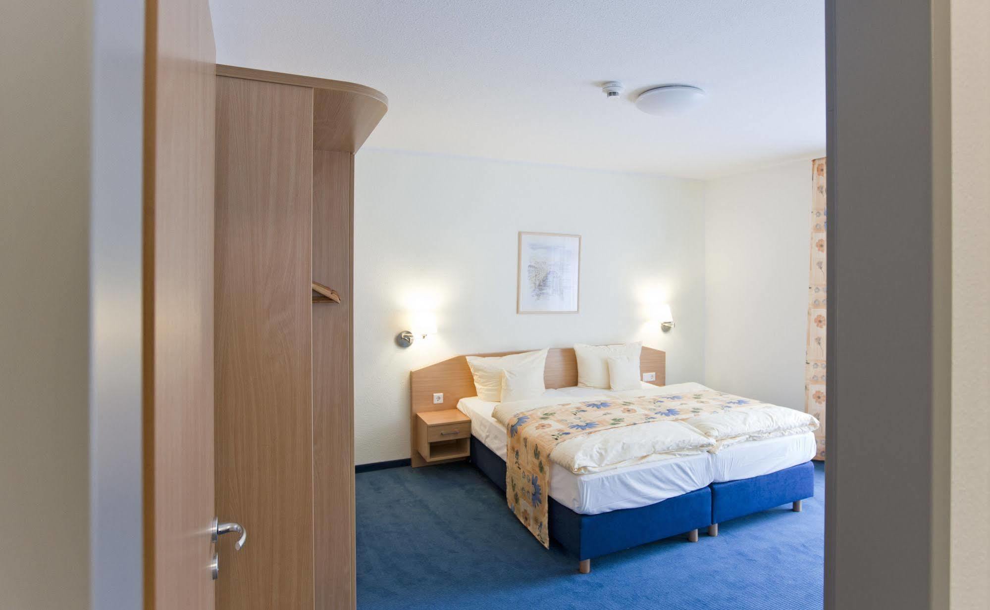 Parkhotel IV Jahreszeiten Ostseebad Kühlungsborn Екстериор снимка