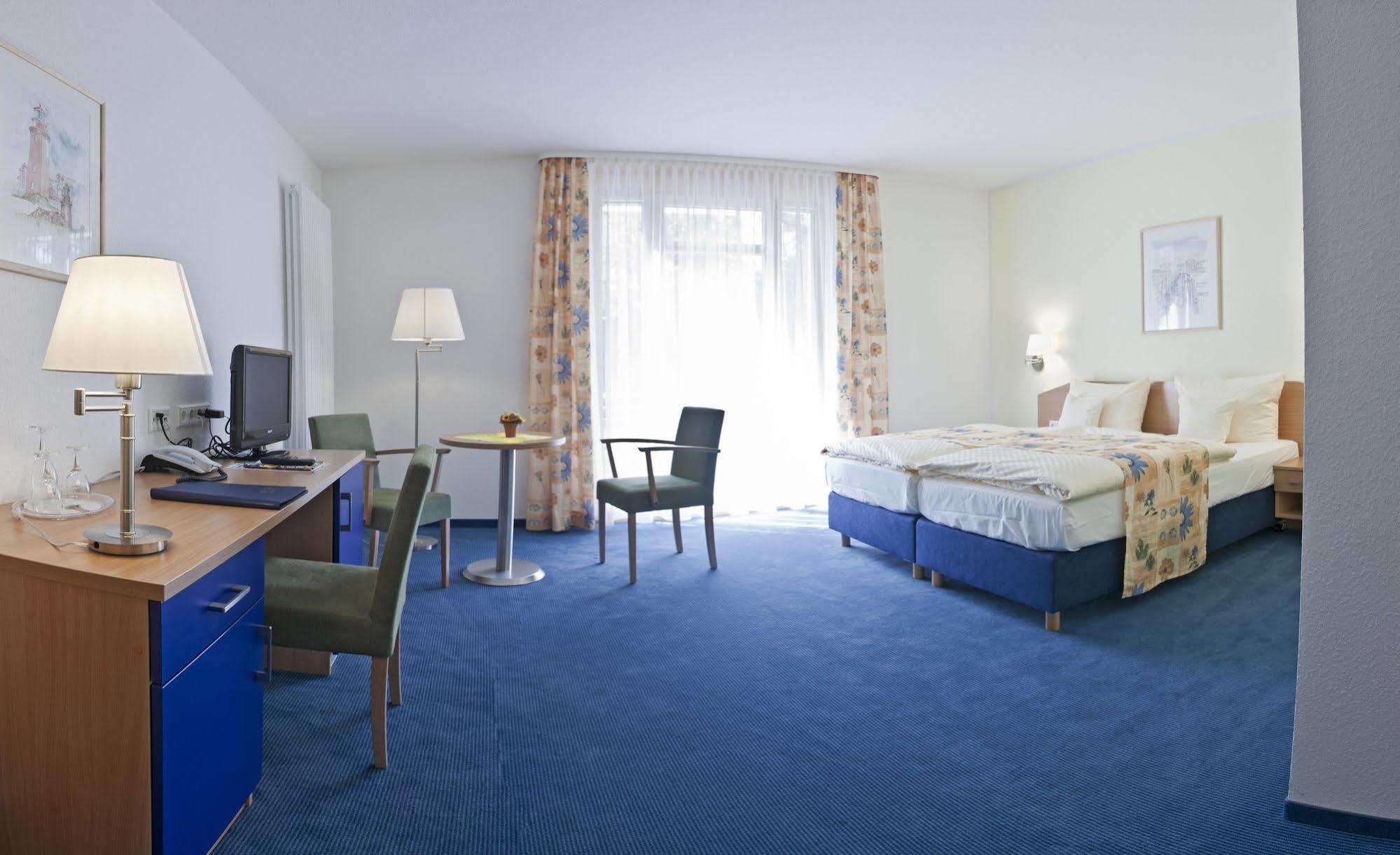 Parkhotel IV Jahreszeiten Ostseebad Kühlungsborn Екстериор снимка
